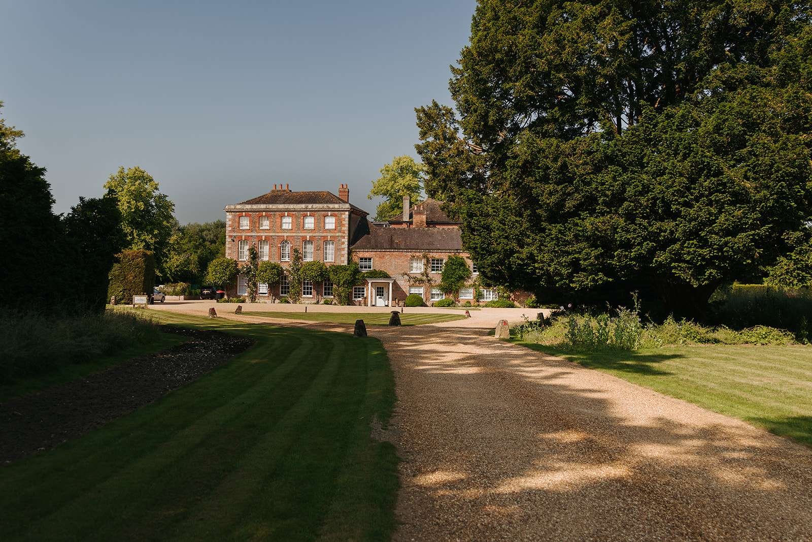 Syrencot wedding venue Syrencot house wedding photographer 1