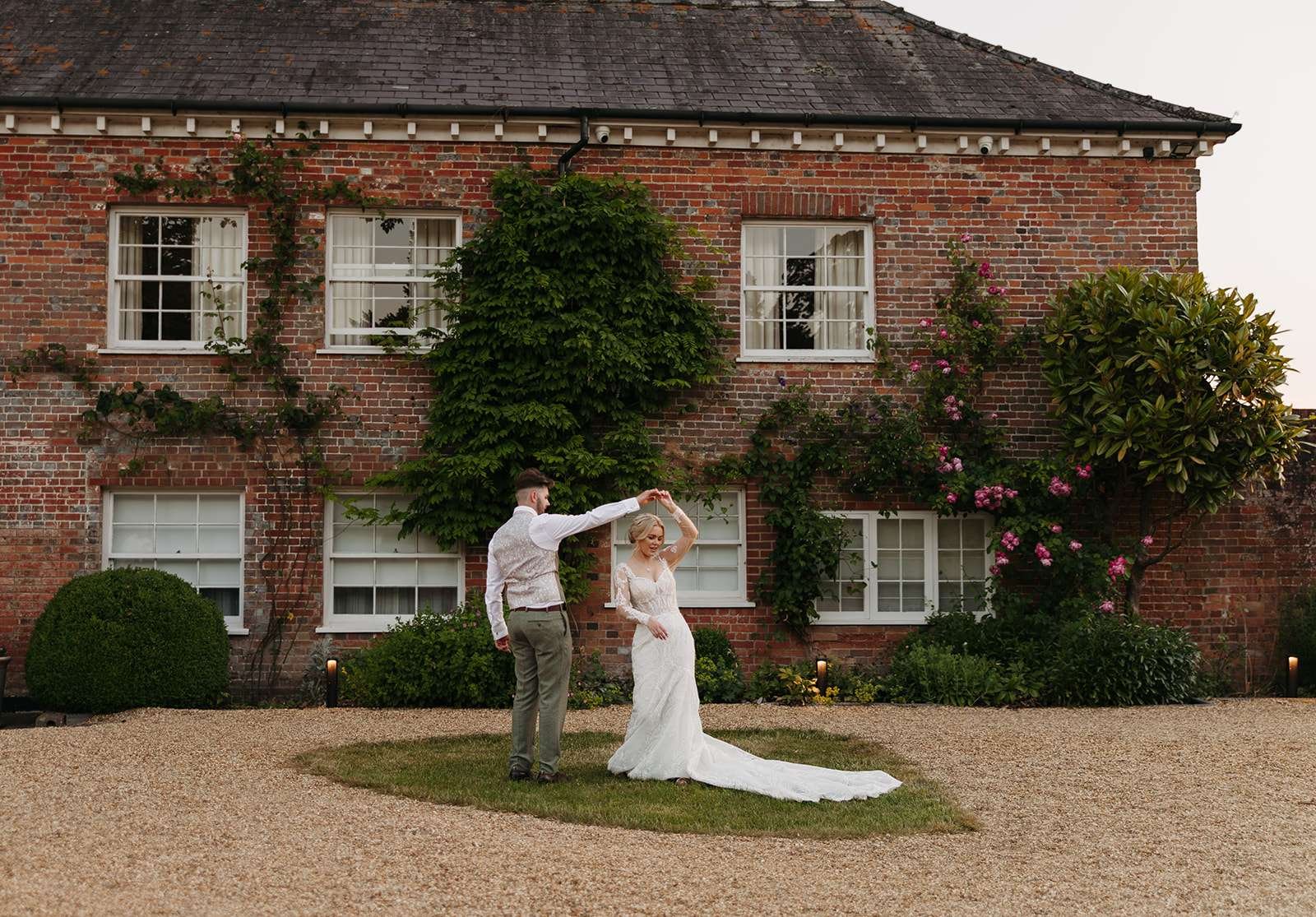 Syrencot wedding venue Syrencot house wedding photographer 112