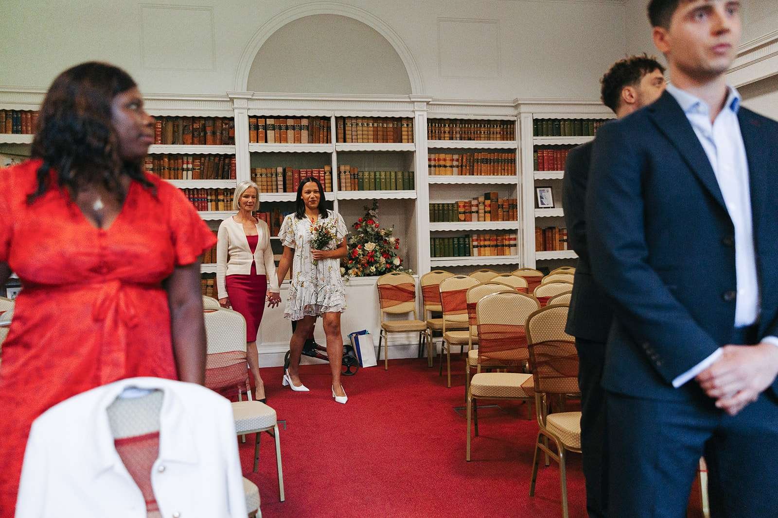 intimate wedding - Library Room Reqistry office in Salisbury