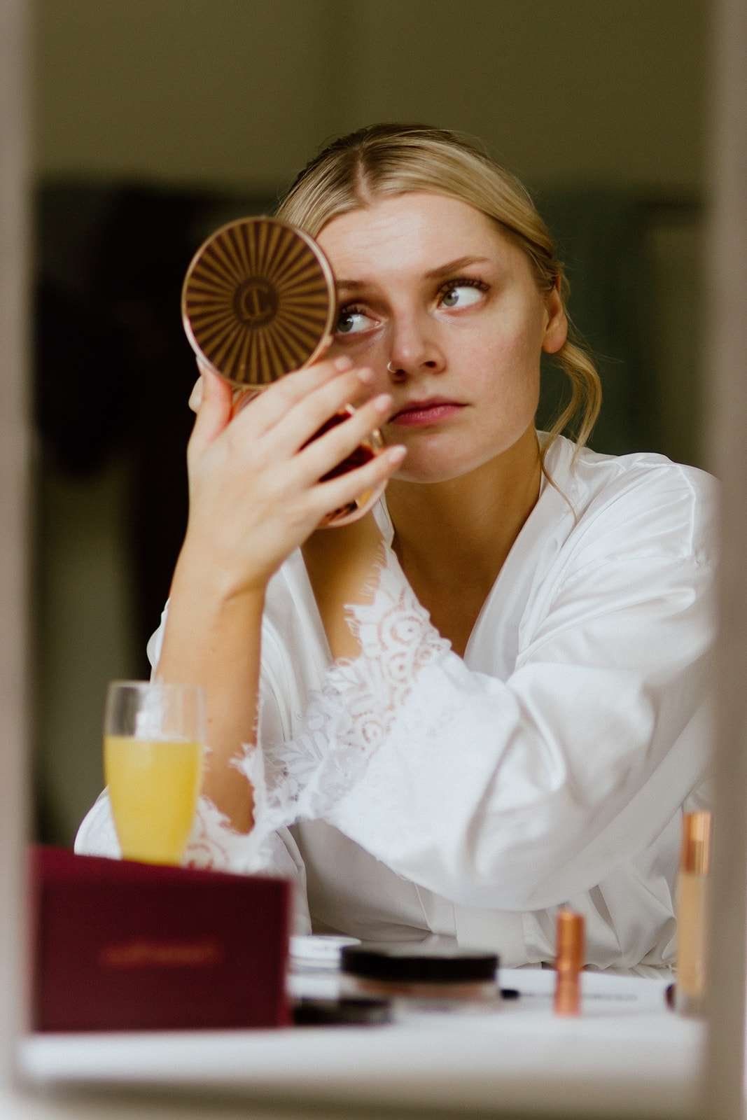 bride getting ready at antrobus house 