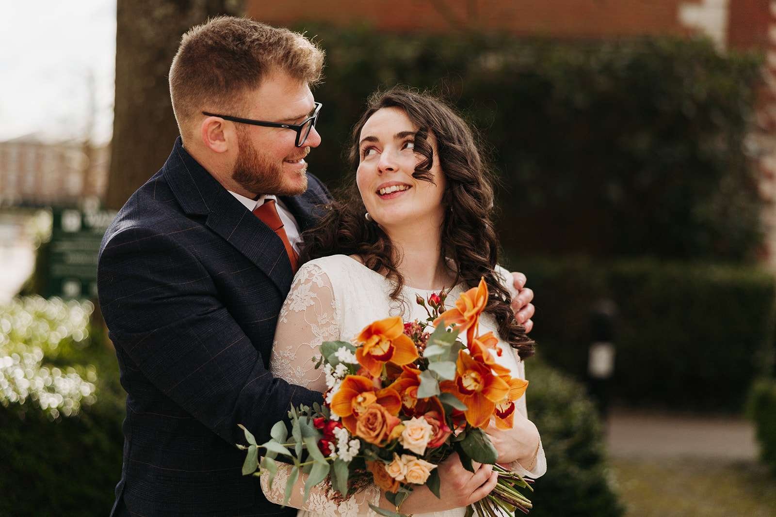 Bride and groom  photoshoot Peninsula Garden near Winchester Registry Office photo by Winchester wedding photographer